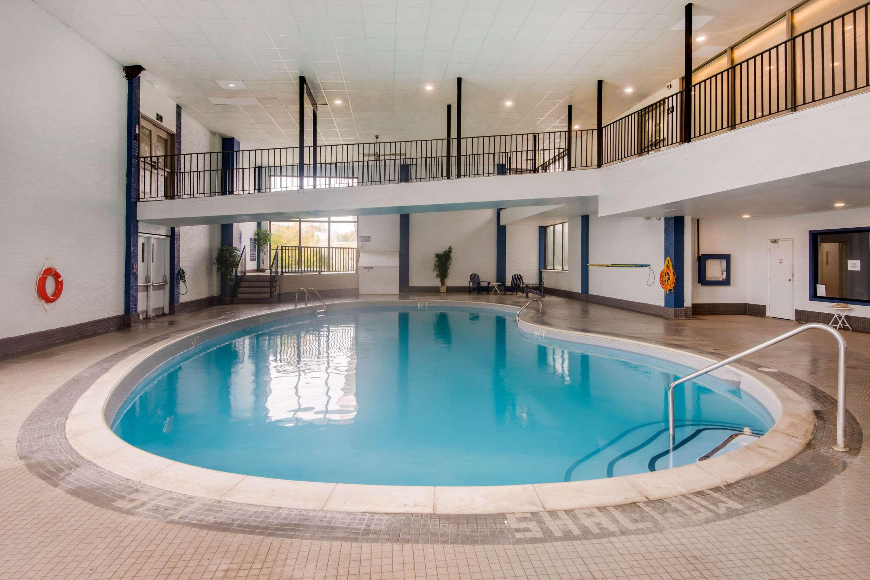 Quality Inn & Conference Centre Orillia Eksteriør billede