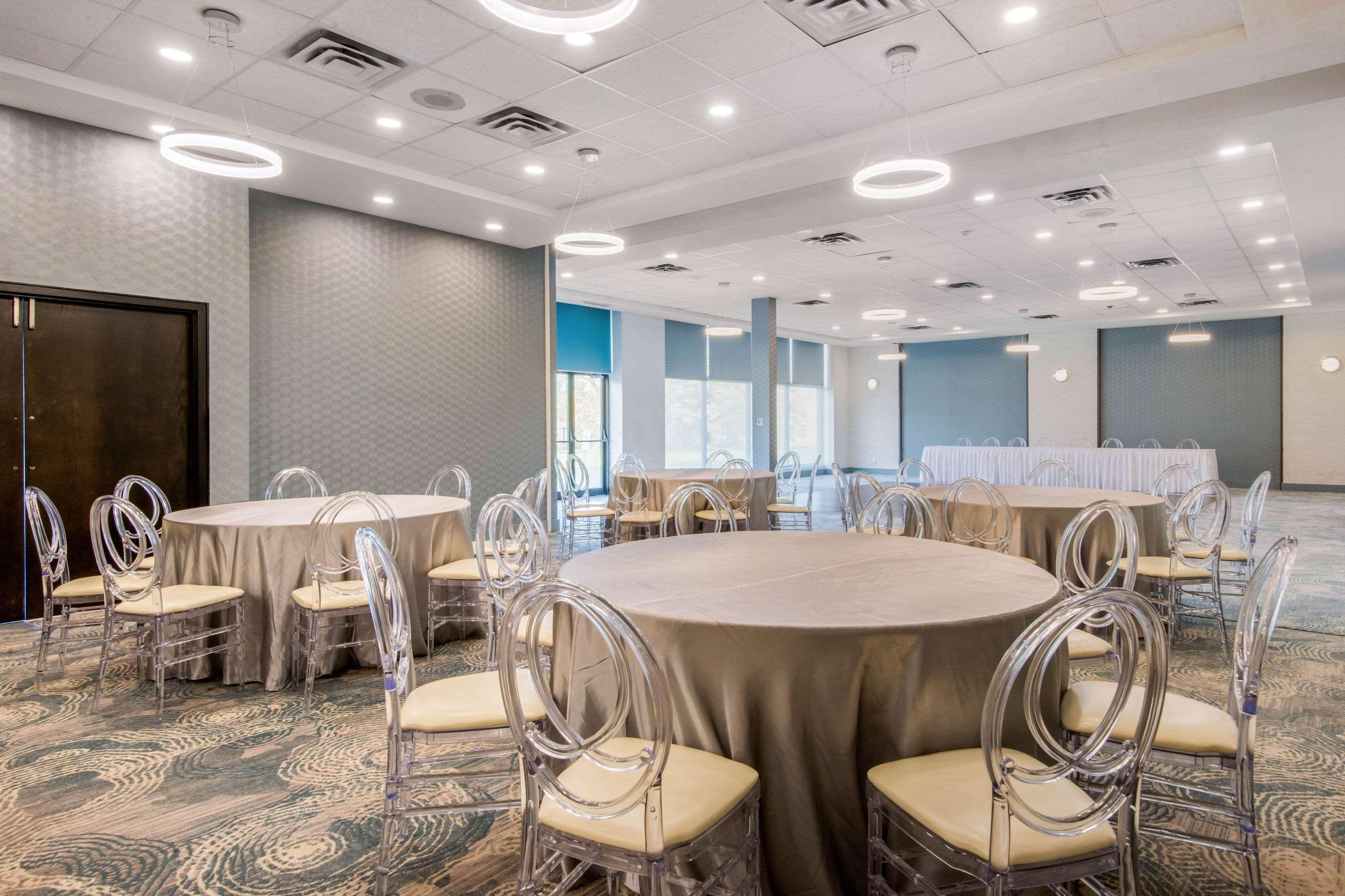 Quality Inn & Conference Centre Orillia Eksteriør billede